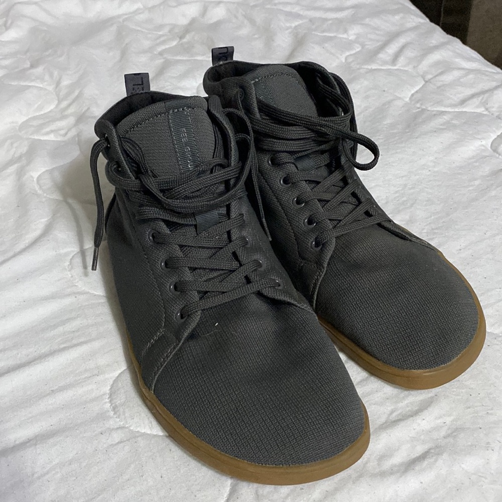 Feelgrounds barefoot shoes highrise knit 45m like new